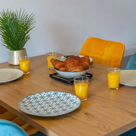 Cosy Parking Gratuit Jardinet Refait A Neuf コサード