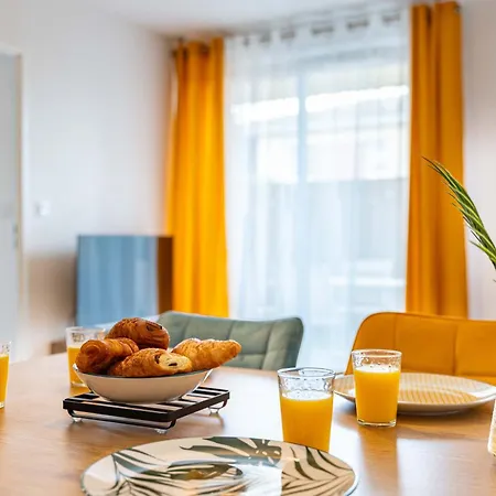 Cosy Parking Gratuit Jardinet Refait A Neuf * コサード