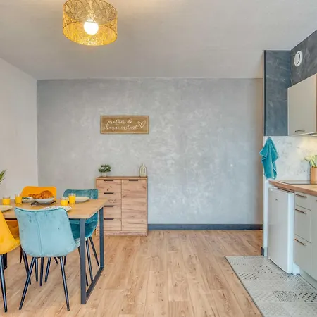 Cosy Parking Gratuit Jardinet Refait A Neuf